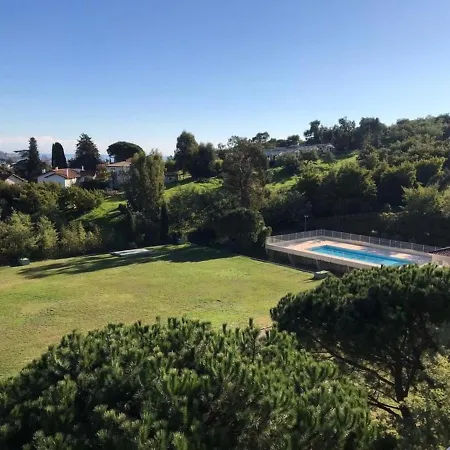Le Gan Eden, Piscine *